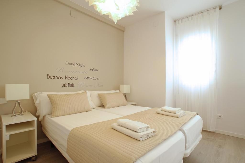 Warm Sands Apartment By Hello Homes Sitges Zewnętrze zdjęcie