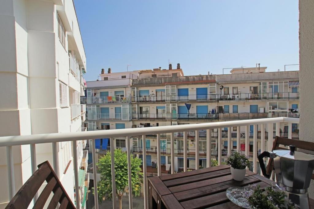 Warm Sands Apartment By Hello Homes Sitges Zewnętrze zdjęcie